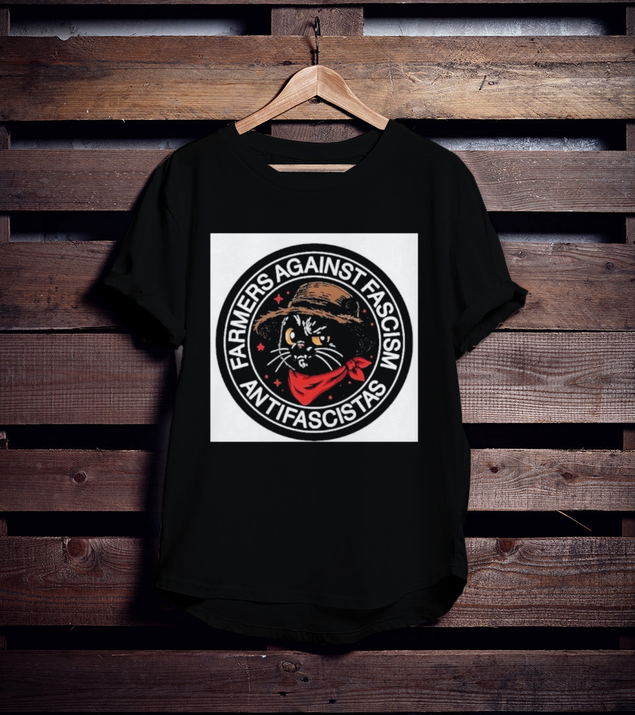 Farmers Against Fascism Antifascistas Cat Straw Hat Red Bandana T-Shirt