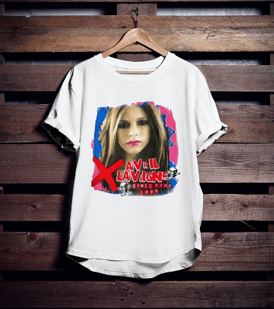 Avril Lavigne Bonez Tour 2004 Skull And Crossbones T-Shirt