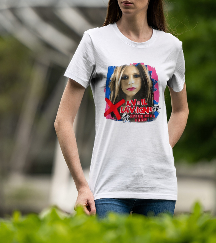 Avril Lavigne Bonez Tour 2004 Skull And Crossbones T-Shirt