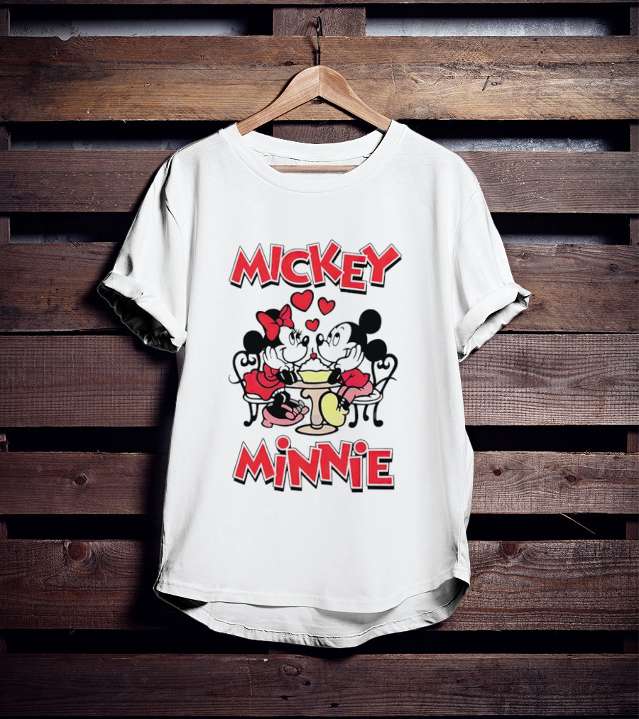 Mickey Minnie Romantic Valentine's Day Hearts And Cafe Scene T-Shirt