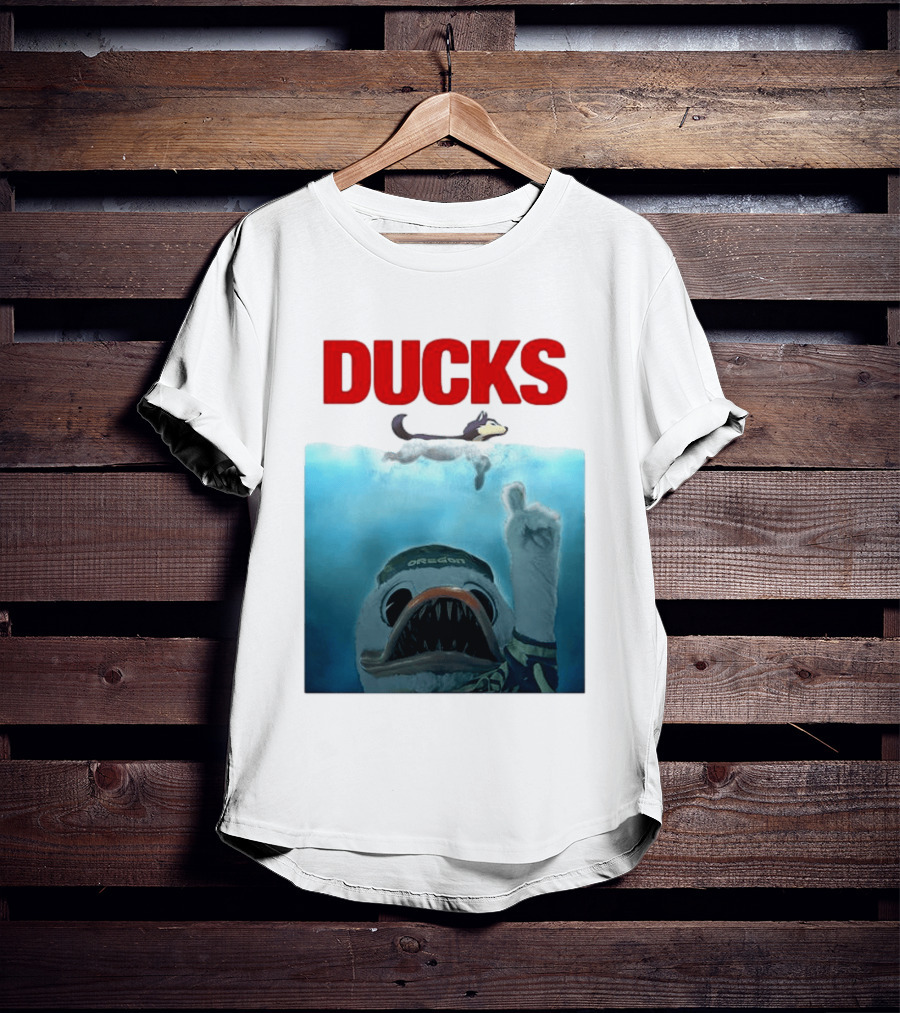 Oregon Ducks Jaws Parody With Washington Huskies Rivalry T-Shirt