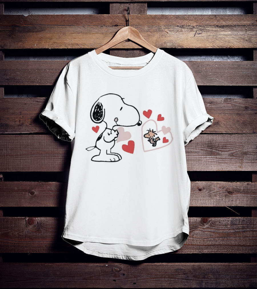 Peanuts Snoopy Woodstock Valentine Hearts Love T-Shirt