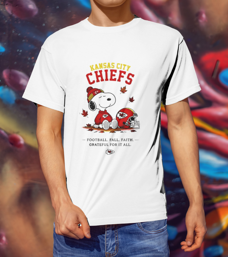 Kansas City Chiefs Snoopy Football Fall Faith Grateful For It All T-Shirt