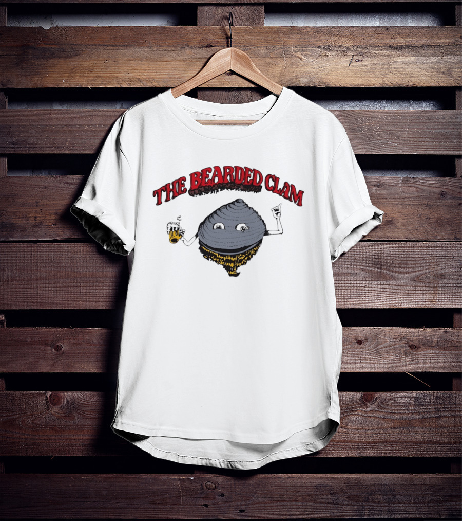 The Bearded Clam Cartoon Drinking Beer T-Shirt