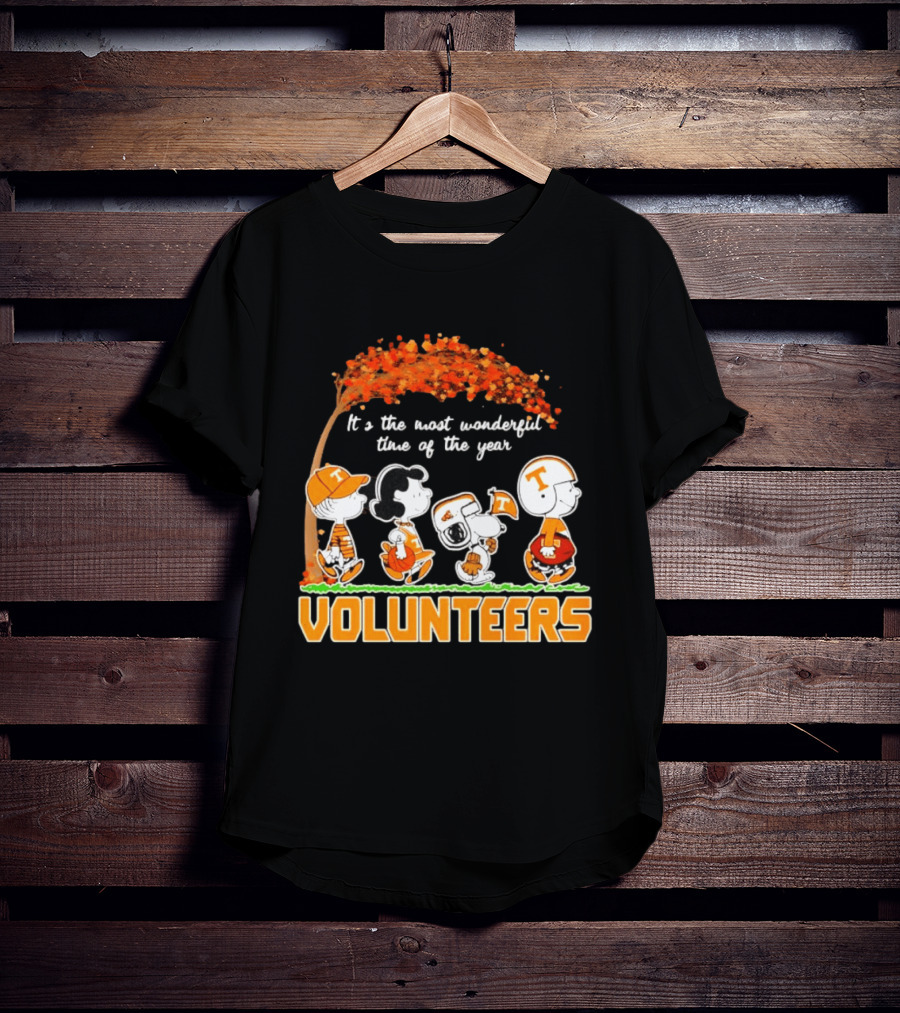Peanuts Characters Tennessee Volunteers It's The Most Wonderful Time Of The Year T-Shirt