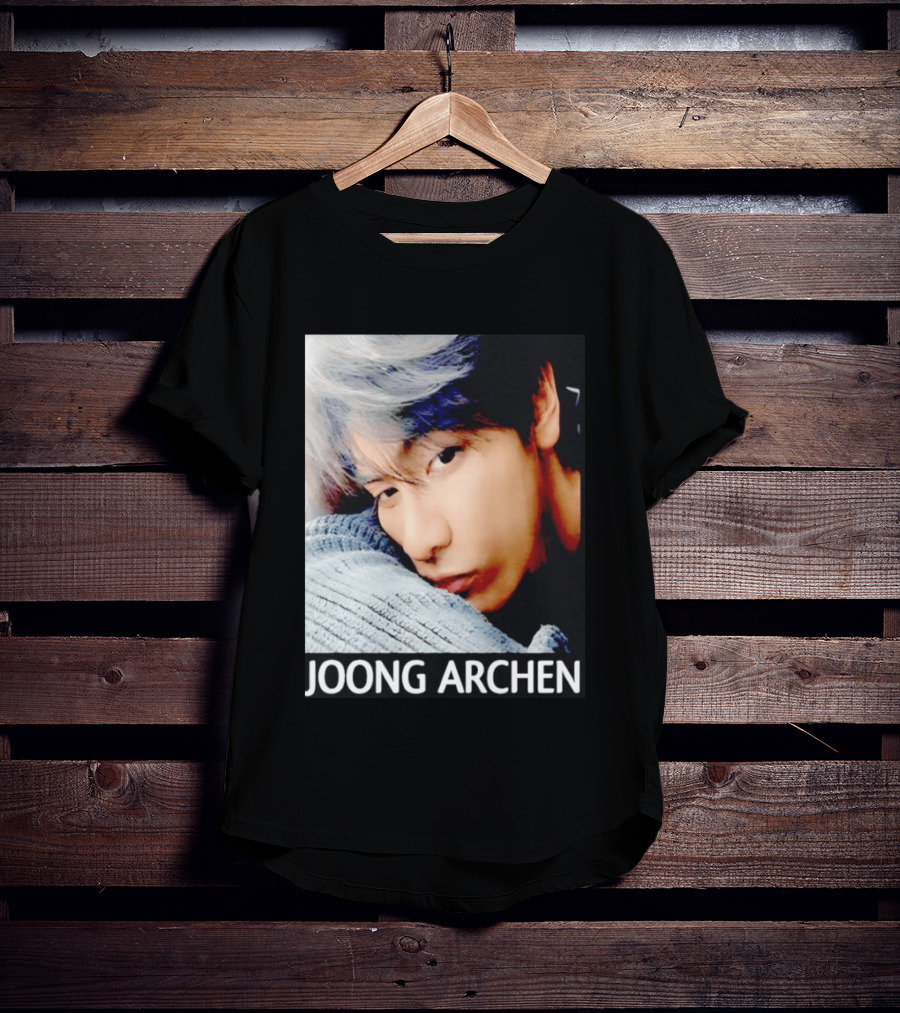 Joong Archen Thai Actor Close Up Pillow T-Shirt