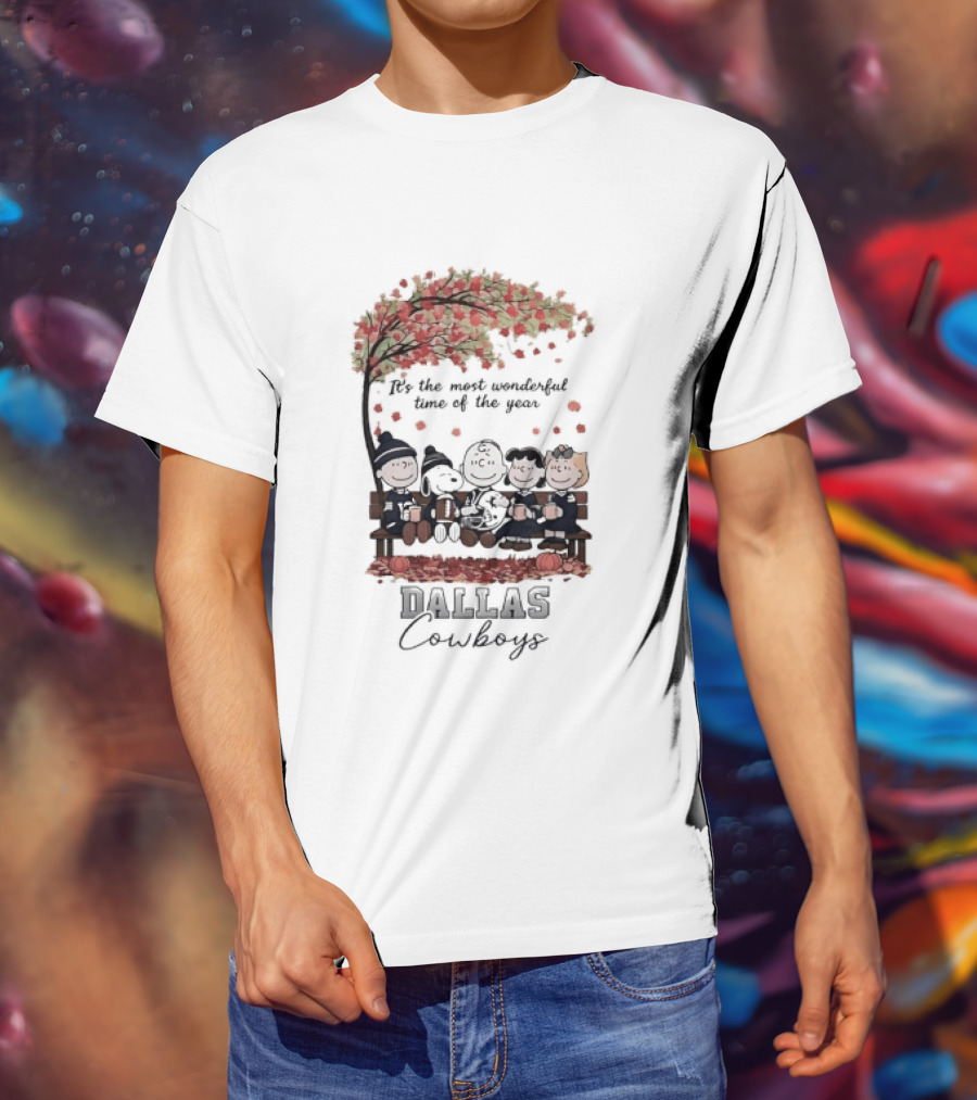 Peanuts Characters It's The Most Wonderful Time Of The Year Dallas Cowboys Autumn Scene T-Shirt