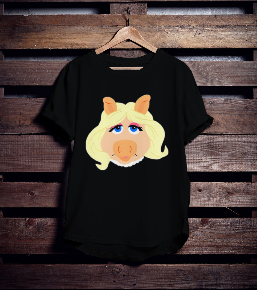 Miss Piggy Iconic Jim Henson's Muppets Character Blonde Hair Blue Eyes T-Shirt