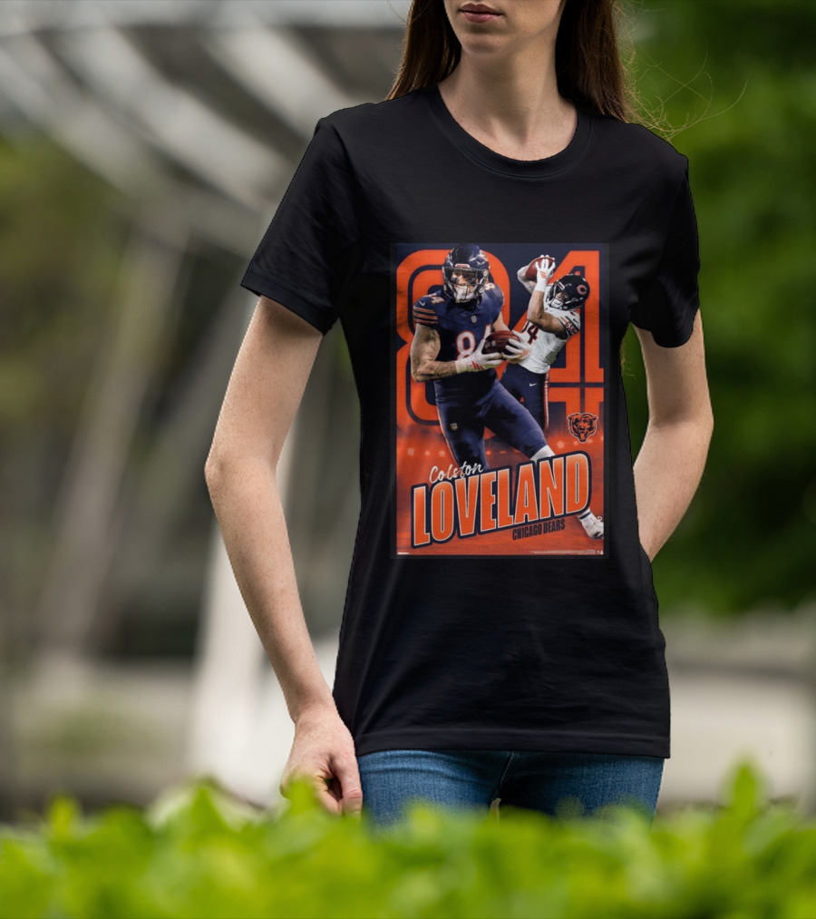 Colston Loveland 84 Chicago Bears Football Action T-Shirt