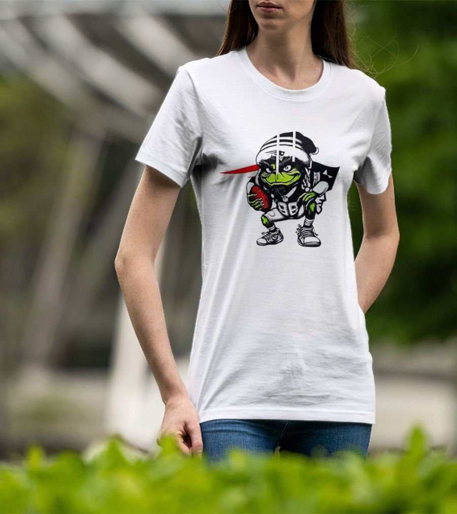 New England Patriots Grinch Christmas Football Collaboration T-Shirt