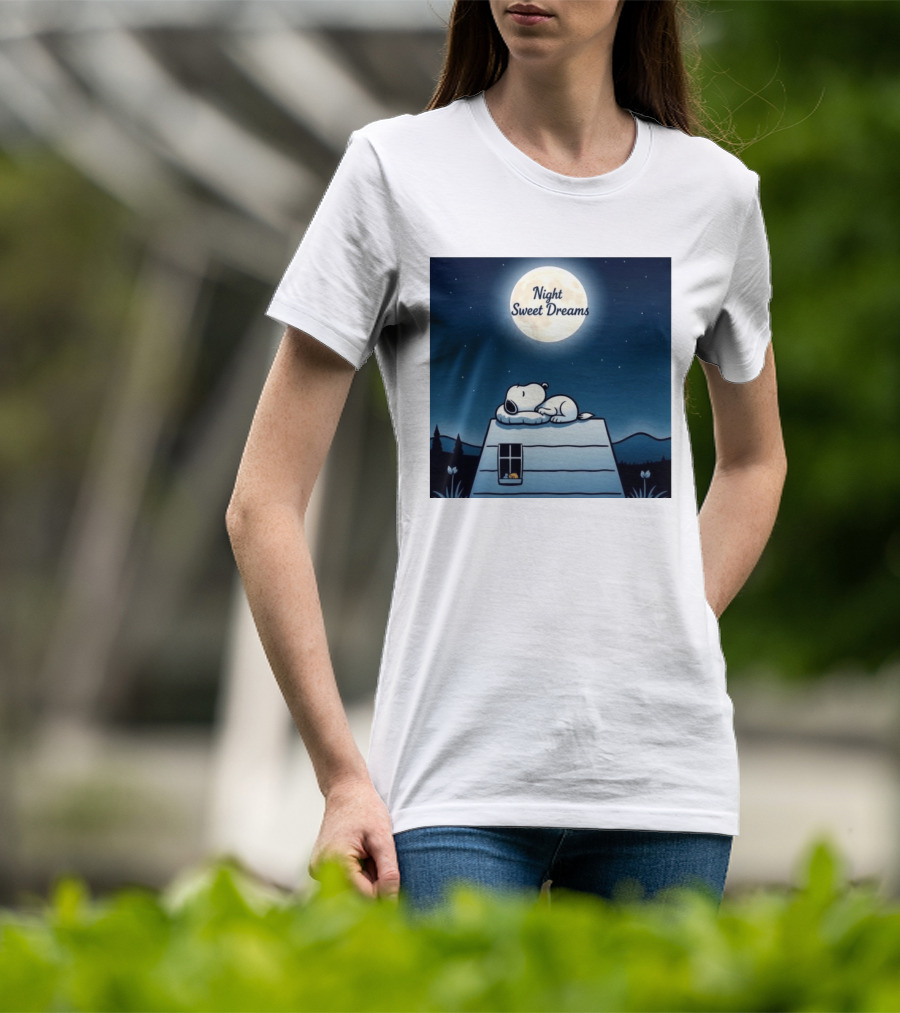 Snoopy Night Sweet Dreams Moonlight Scene Peanuts Sleeping Dog T-Shirt