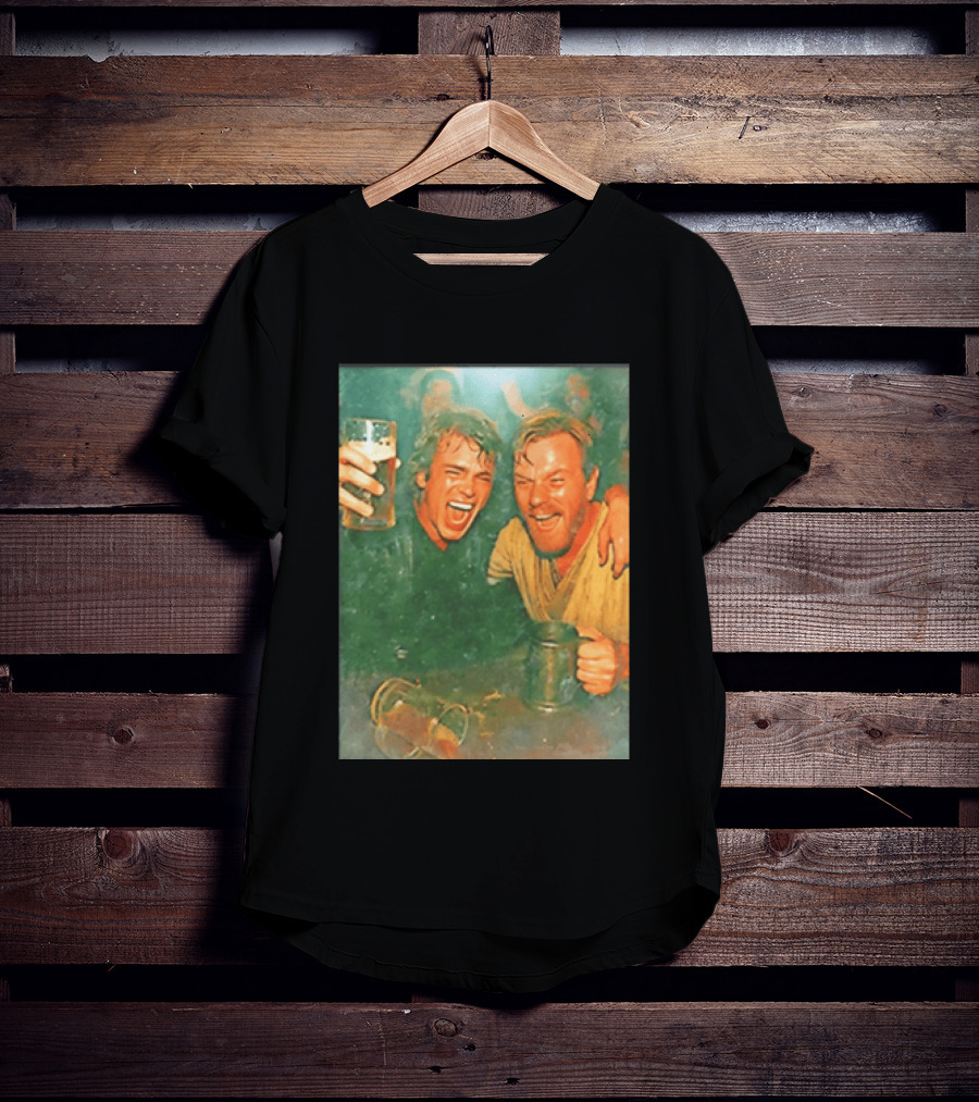 Original Anakin Skywalker And Obi Wan Kenobi Celebrate With Beer Cheers T-Shirt
