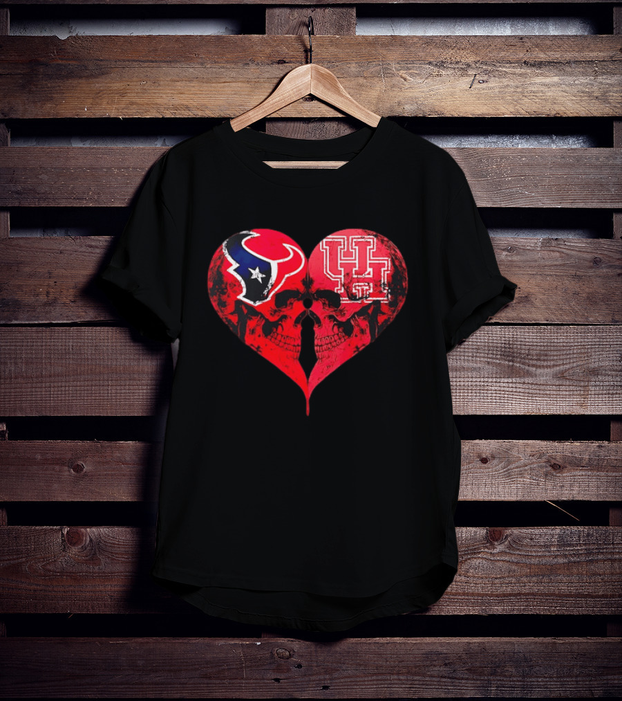 Houston Texans University Of Houston Cougars Heart Shaped Skulls Football Fans T-Shirt
