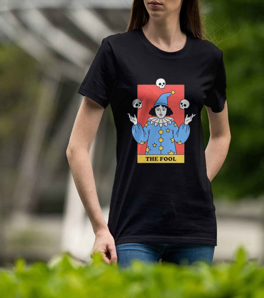 The Fool Tarot Card Jester Juggling Skulls Occult T-Shirt