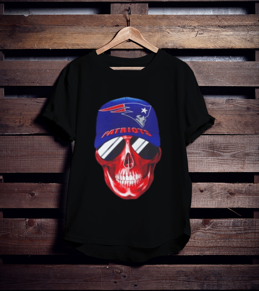 New England Patriots Cap Skull Smiling For Fans T-Shirt