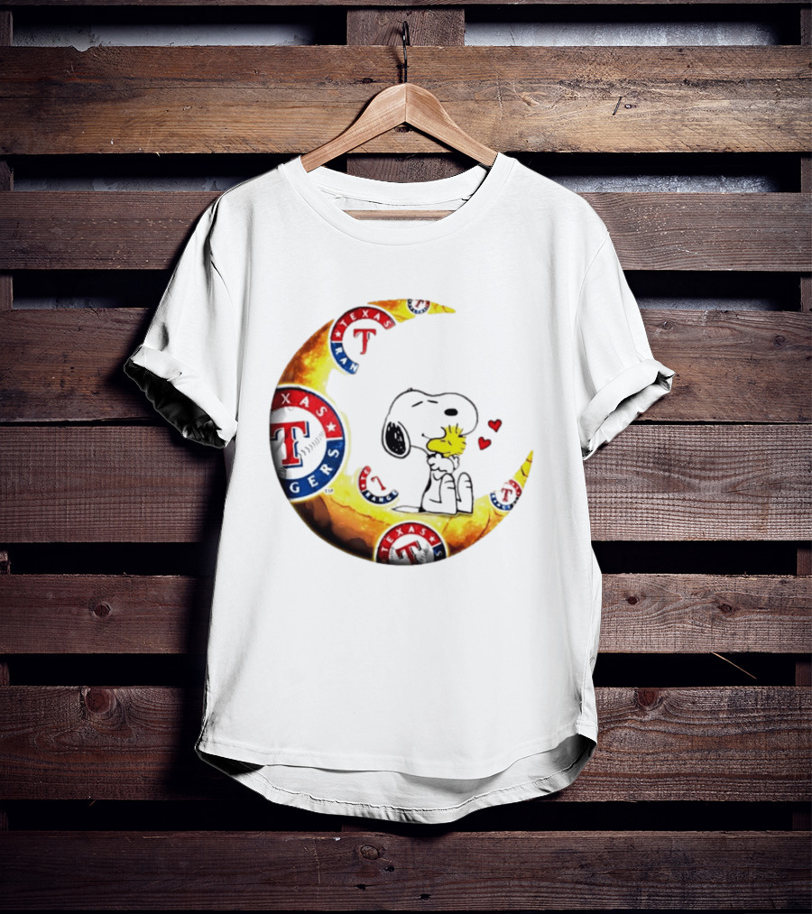 Snoopy Woodstock Texas Rangers Moon Baseball Fan Celebration T-Shirt