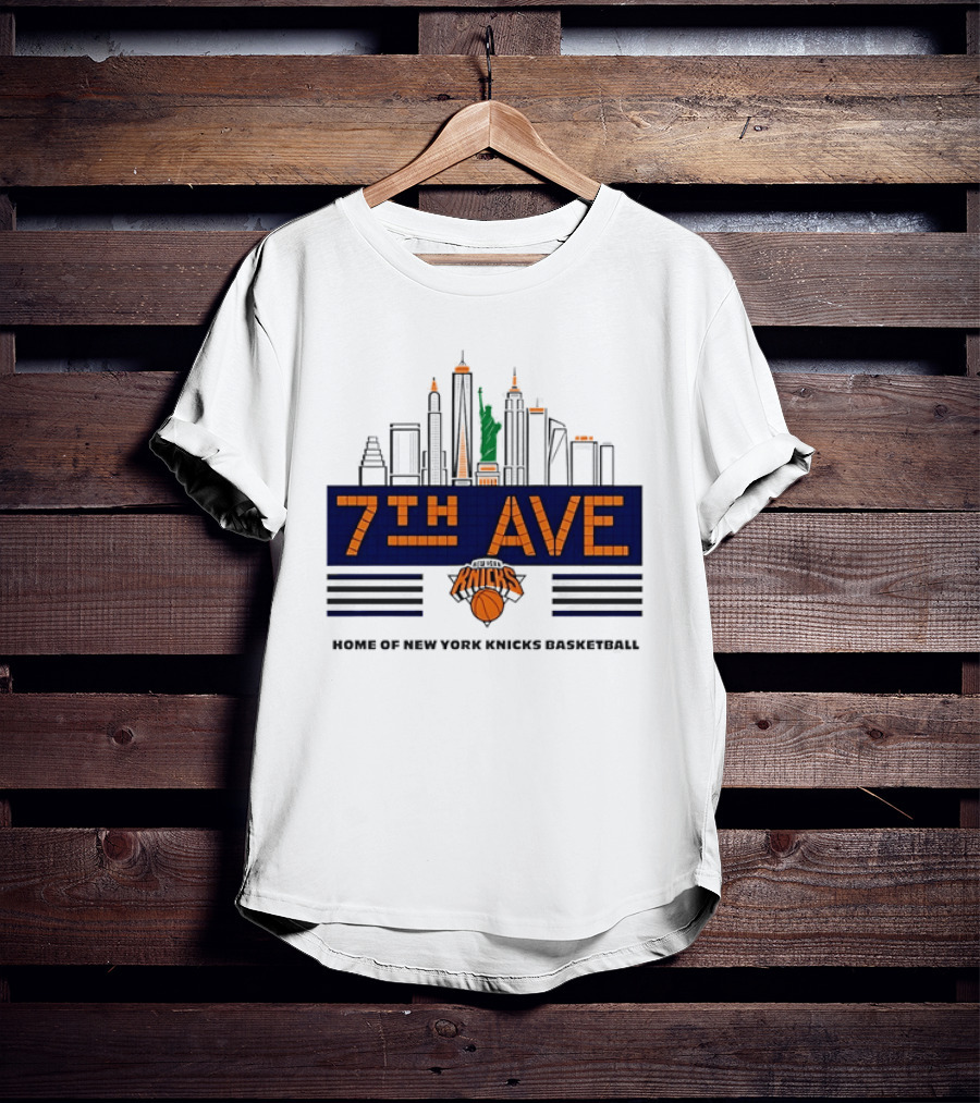 7th Ave New York Knicks Basketball Skyline T-Shirt