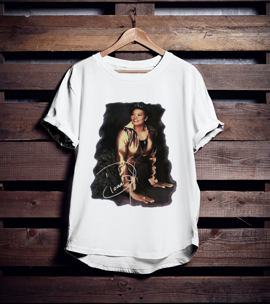 Dionne Warwick Iconic Soul Singer Legend Autographed Image T-Shirt