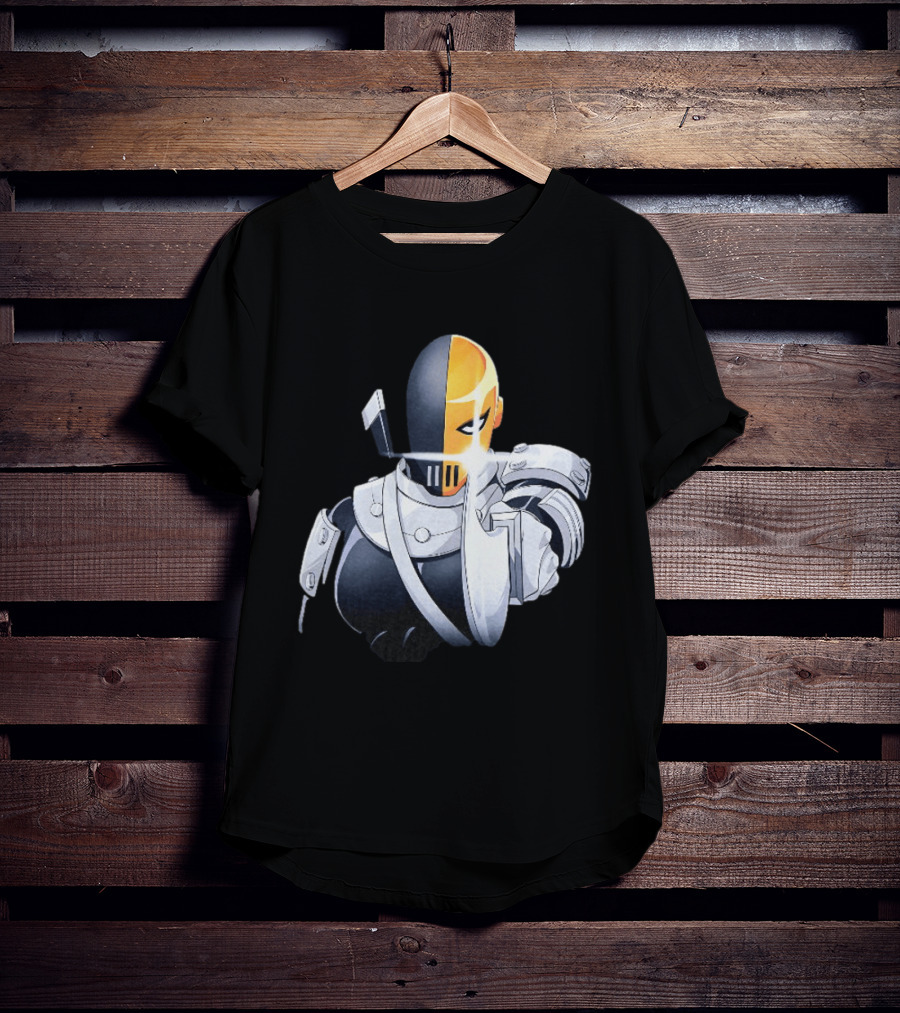 Deathstroke DC Comics Armor Sword Wielding T-Shirt