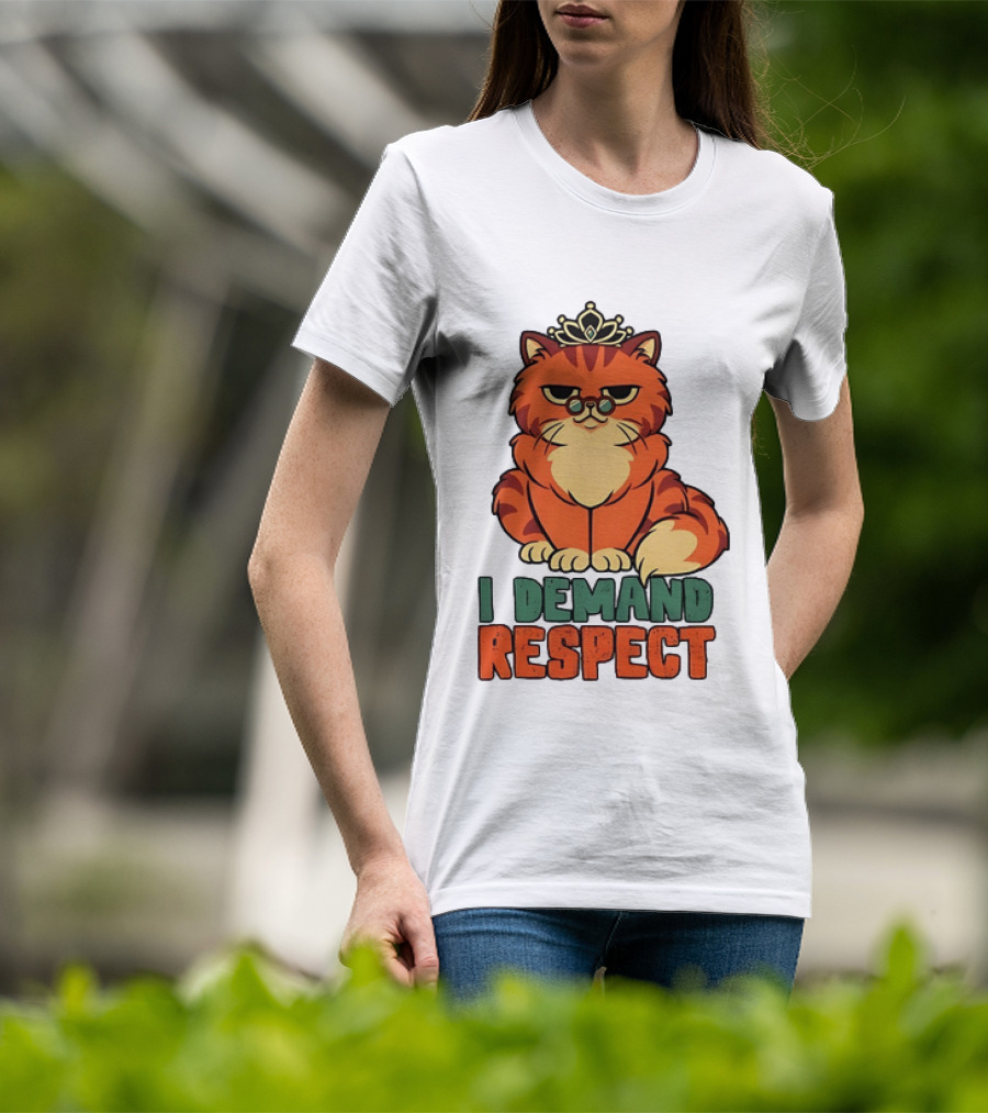 Cat With Crown I Demand Respect Pet Lover Distressed T-Shirt