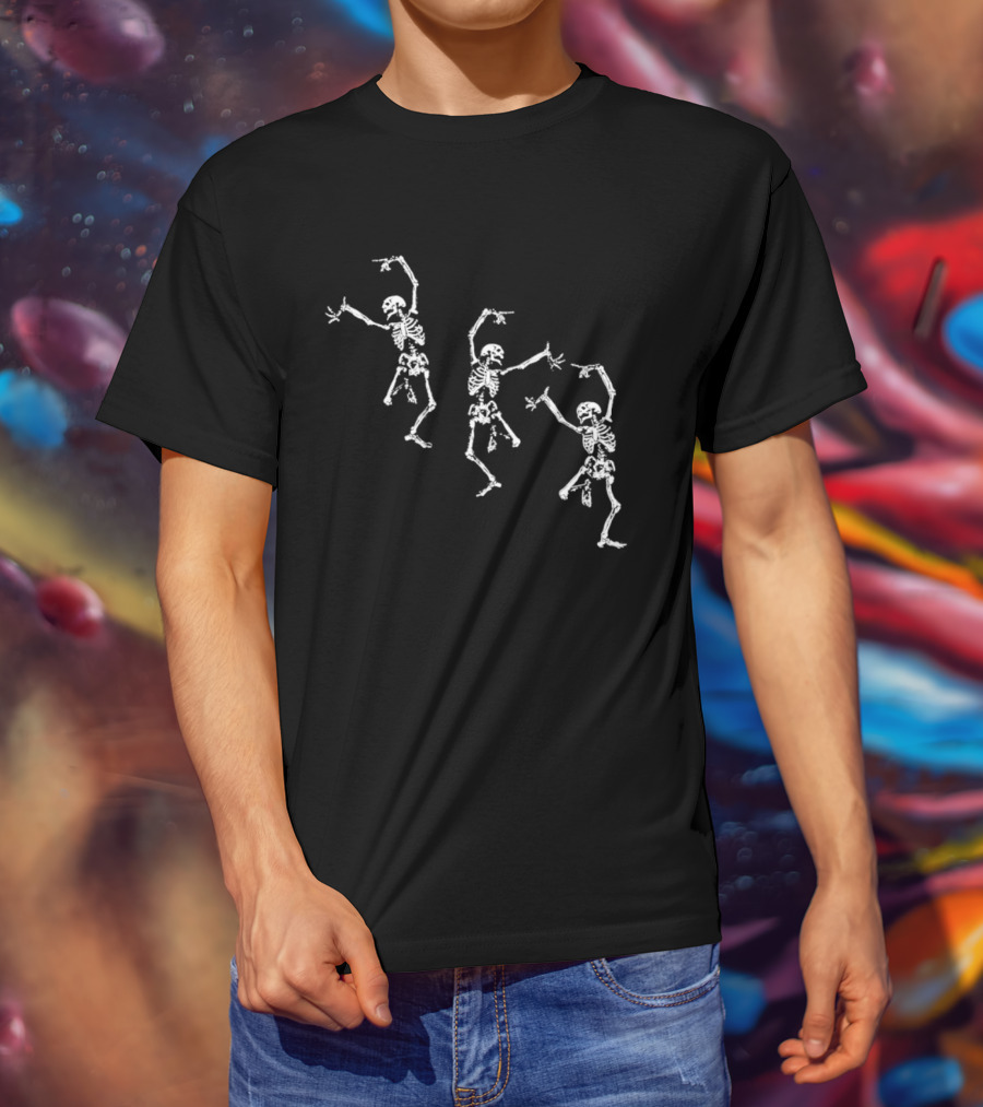 Dancing Skeletons Spooky Gothic Halloween Skeletons T-Shirt