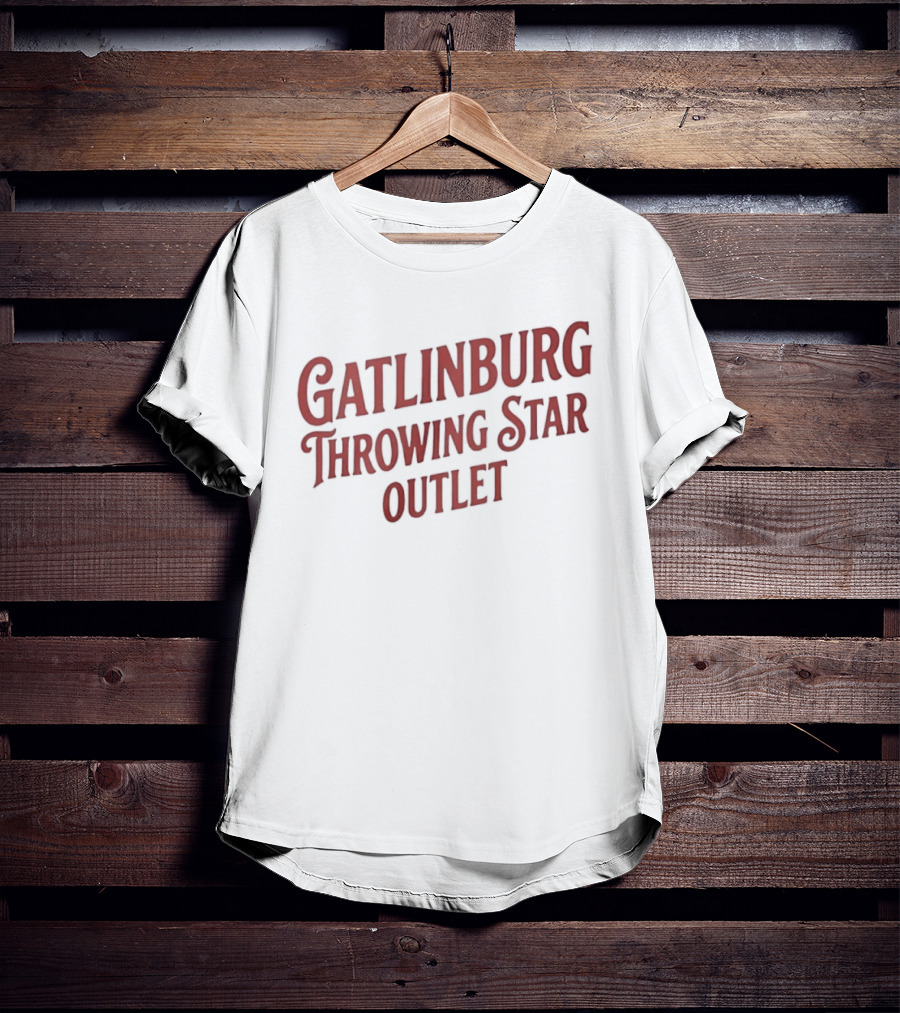 Gatlinburg Throwing Star Outlet Novelty T-Shirt