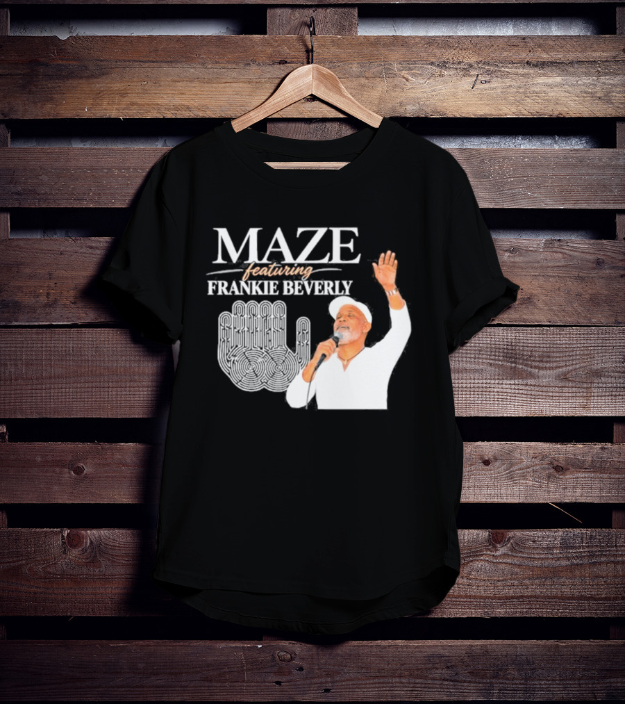 Maze Featuring Frankie Beverly White Outfit Microphone Performance Iconic Image T-Shirt