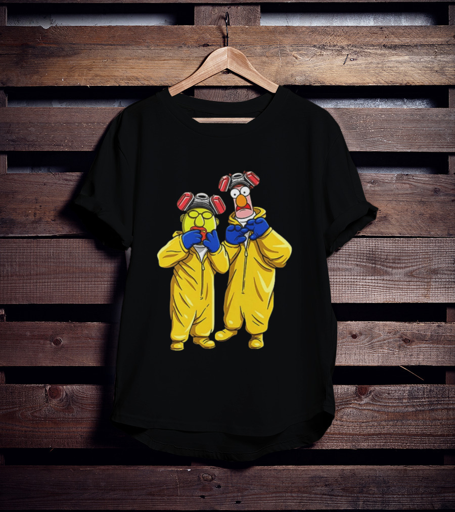 Dr Bunsen Honeydew Beaker Breaking Bad The Muppets Yellow Hazmat Suit T-Shirt