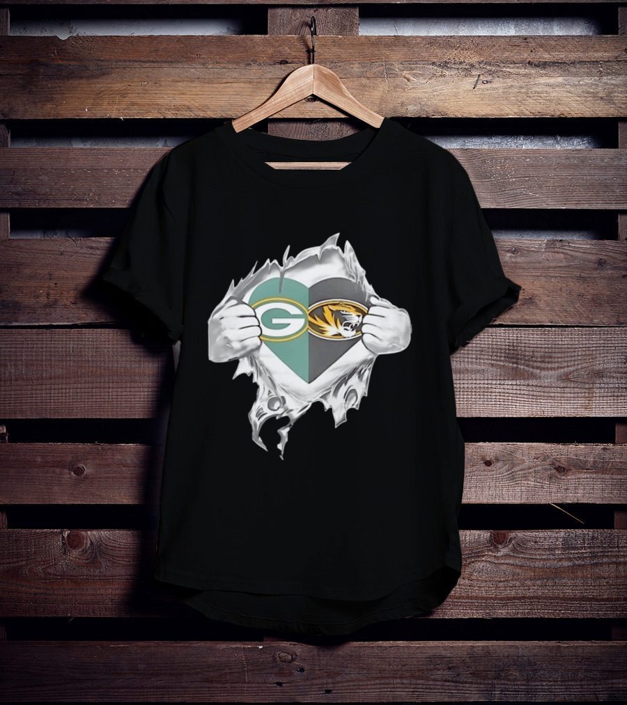 Green Bay Packers Missouri Tigers Heart Superman Chest Rip T-Shirt