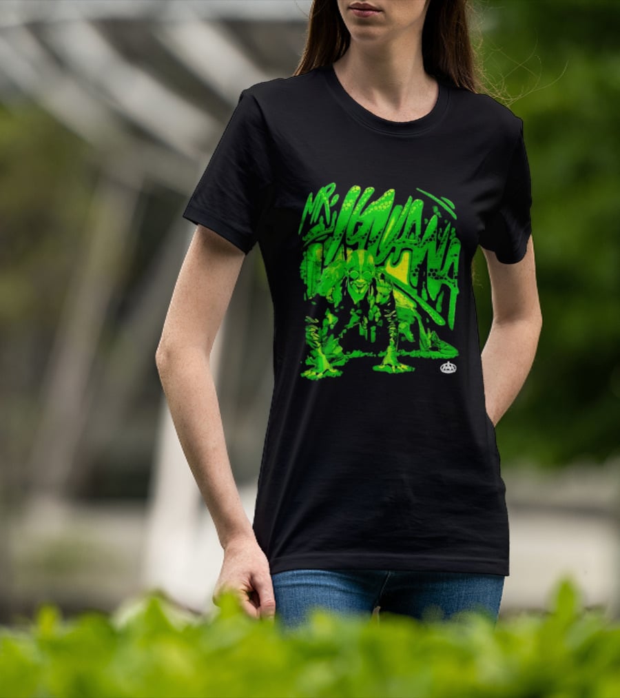 Mr Iguana AAA Lucha Libre Wrestler Crouching Masked Green Creature T-Shirt