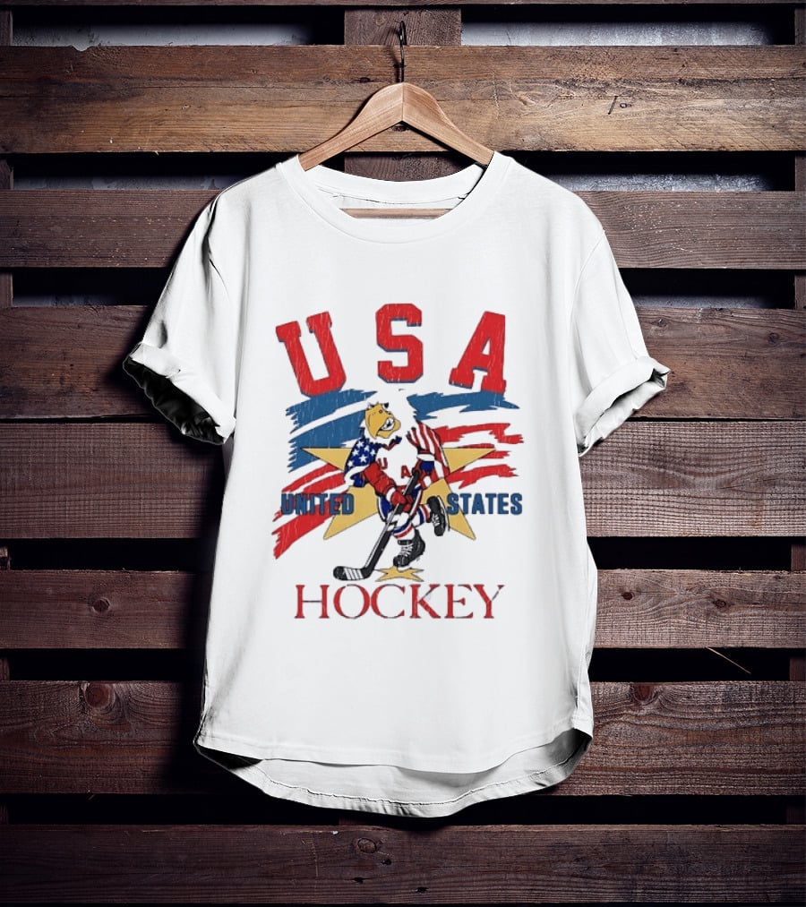 USA United States Hockey Eagle Distressed T-Shirt