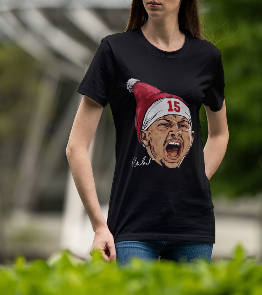 Pat Mahomes Screaming Face Red Santa Hat Number 15 Halftone Caricature T-Shirt