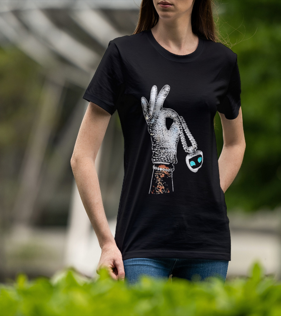 King Of Pop Sequin Glove Holding Alien Pendant T-Shirt