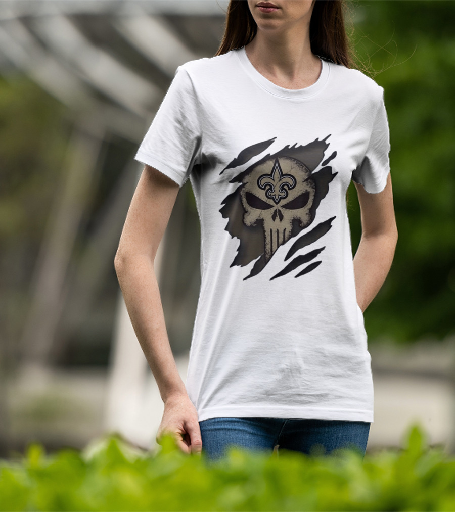 New Orleans Saints Punisher Skull Fleur De Lis Collaboration T-Shirt