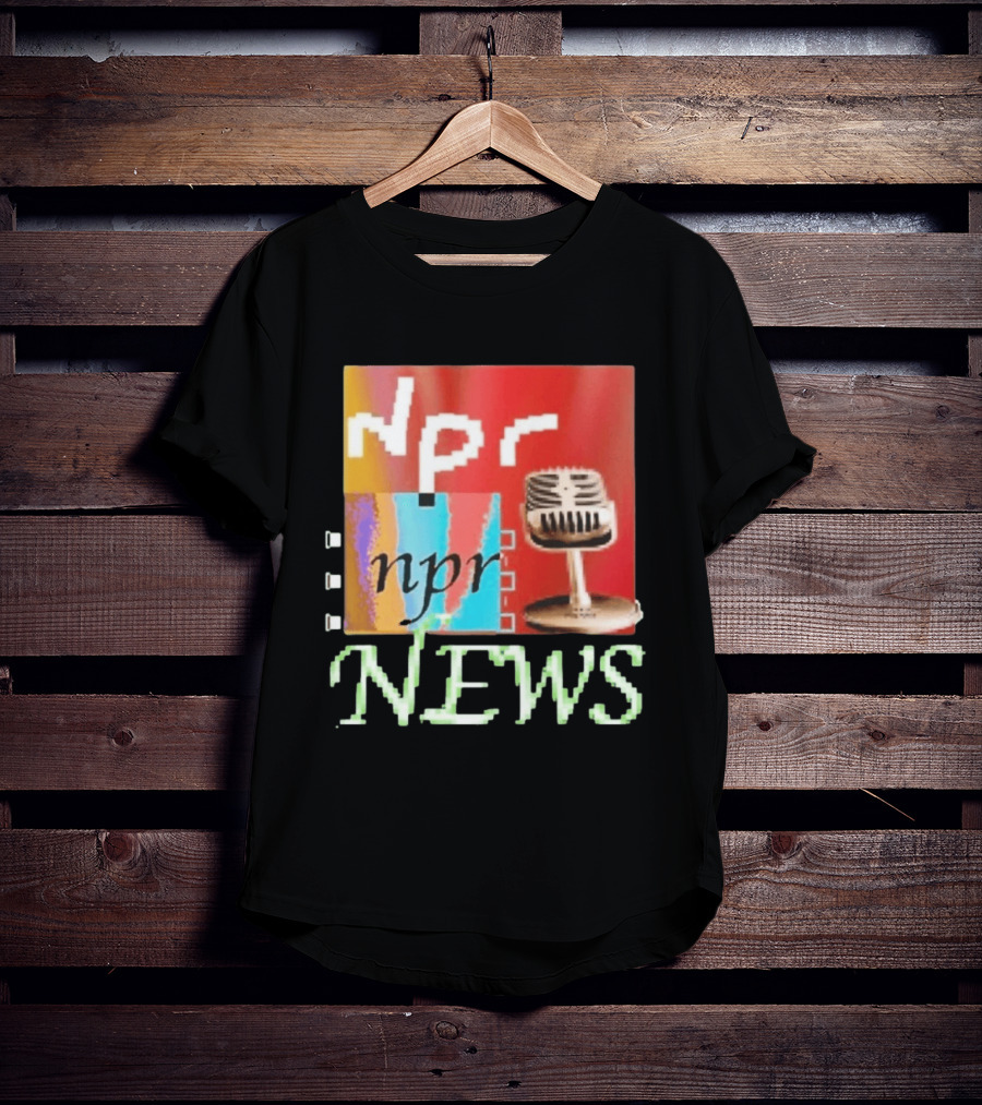 NPR News Public Radio Microphone Icon Podcast T-Shirt
