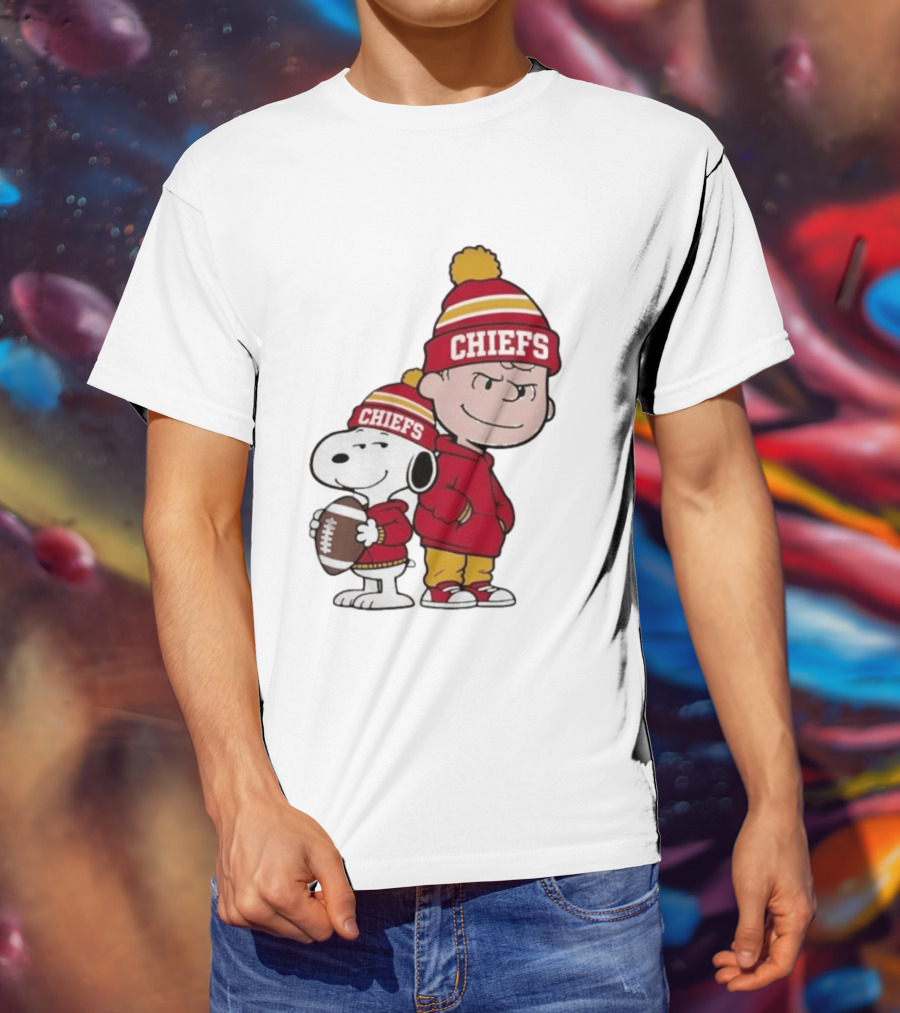 Snoopy And Charlie Brown Chiefs Football Fans Kansas City Chiefs T-Shirt