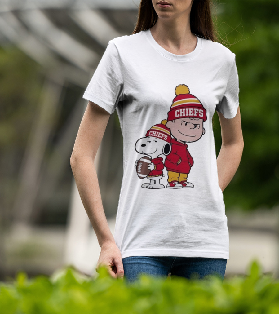 Snoopy And Charlie Brown Chiefs Football Fans Kansas City Chiefs T-Shirt