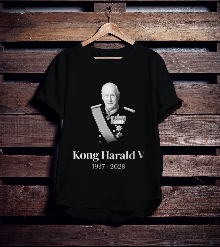 Kong Harald V 1937 2026 Military Uniform Medals Sash T-Shirt