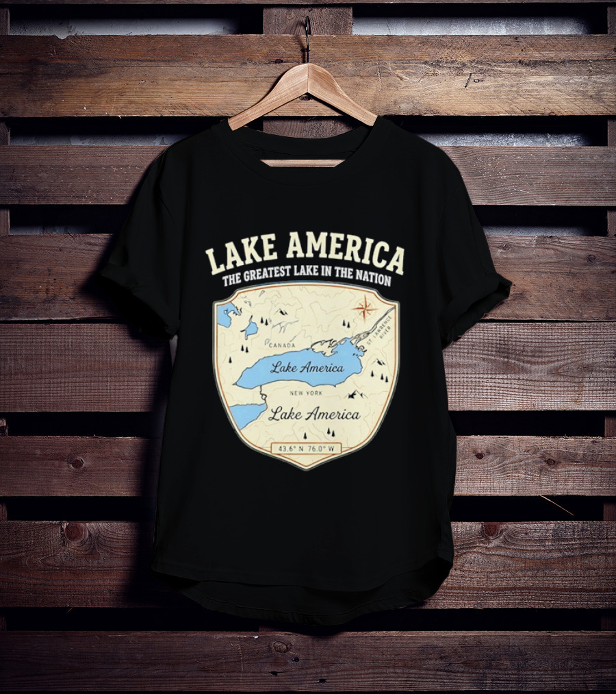 Lake America The Greatest Lake In The Nation Map Compass Cream T-Shirt