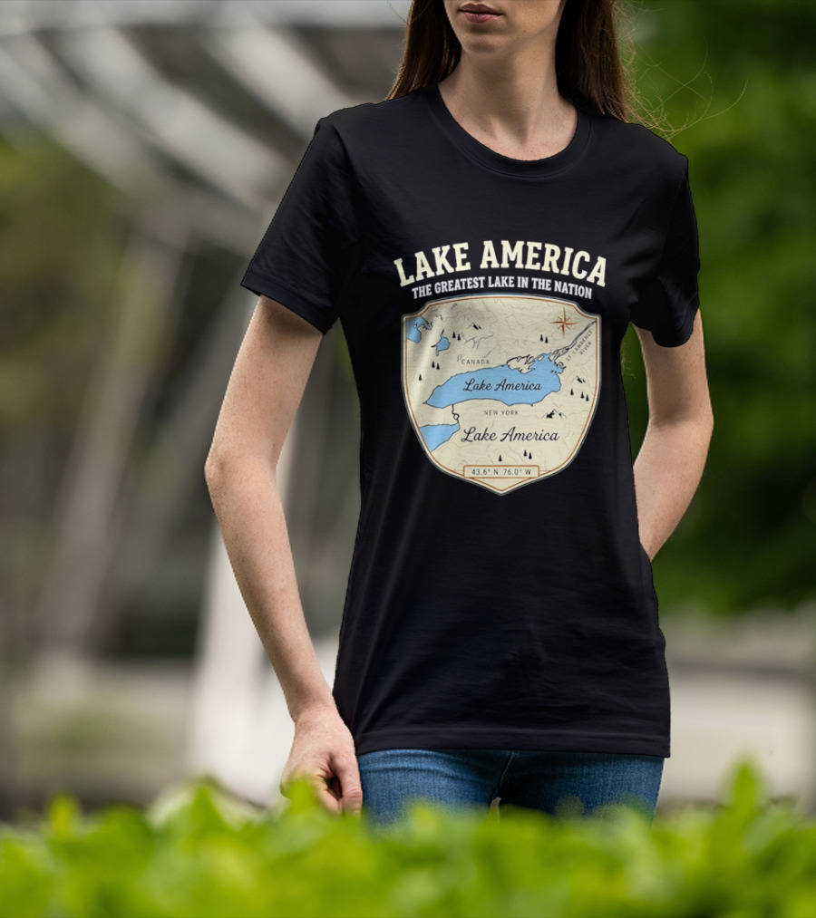 Lake America The Greatest Lake In The Nation Map Compass Cream T-Shirt