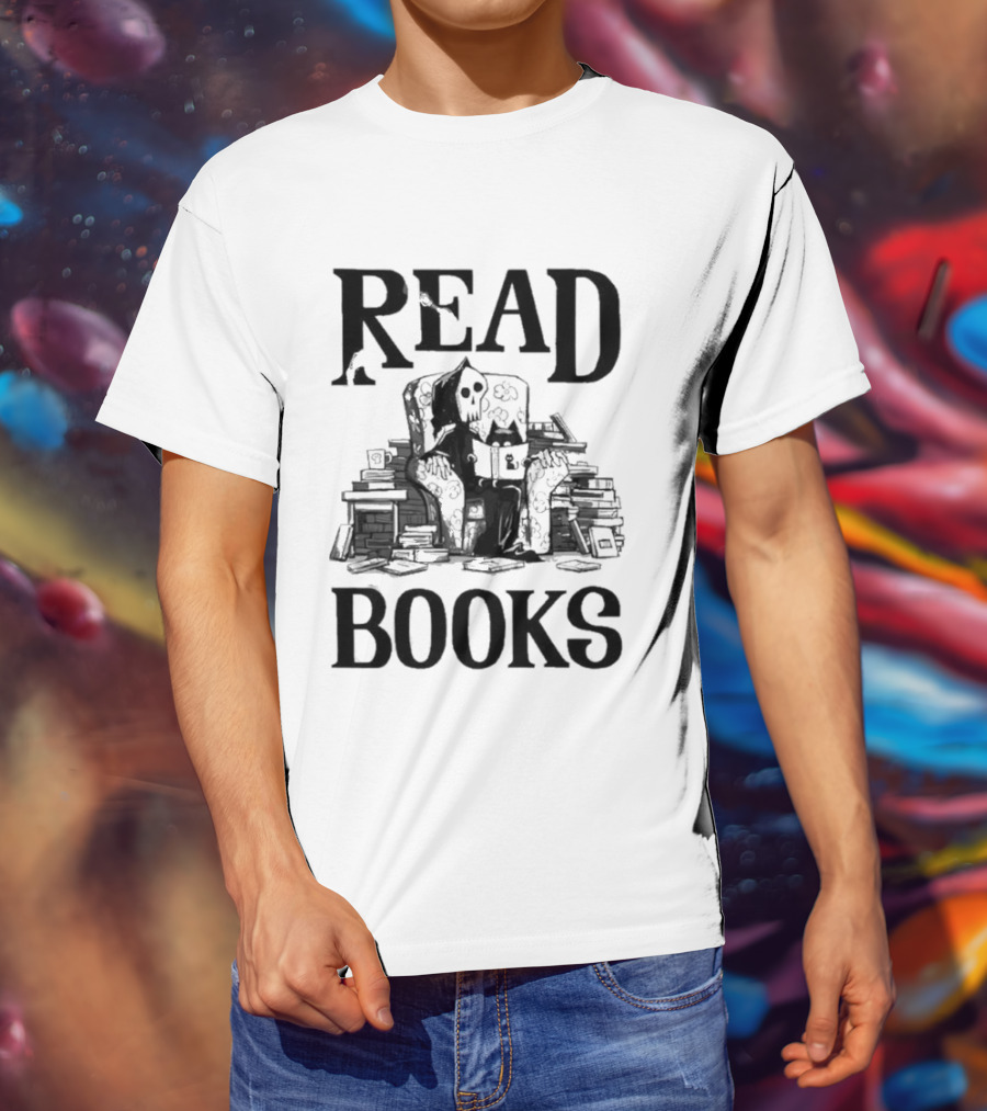 Read Books Skeleton And Cat Halloween T-Shirt