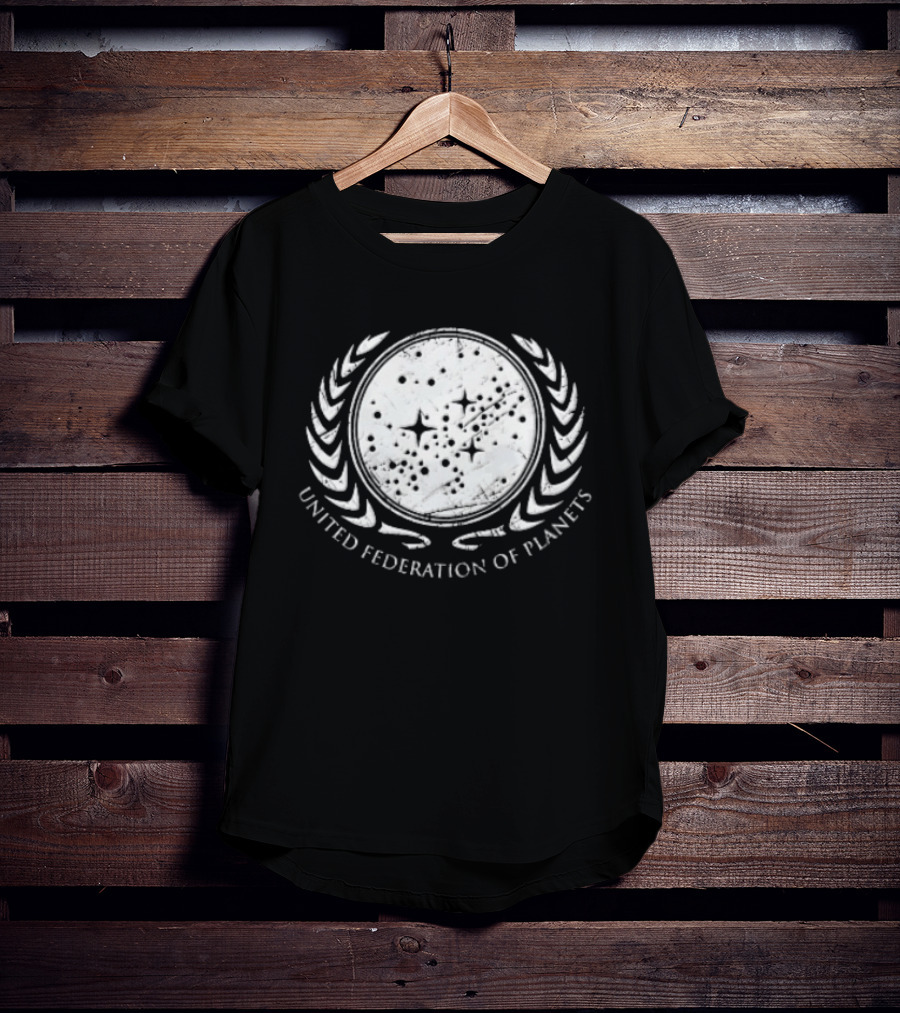 United Federation Of Planets Distressed Star Field Laurel Wreath T-Shirt