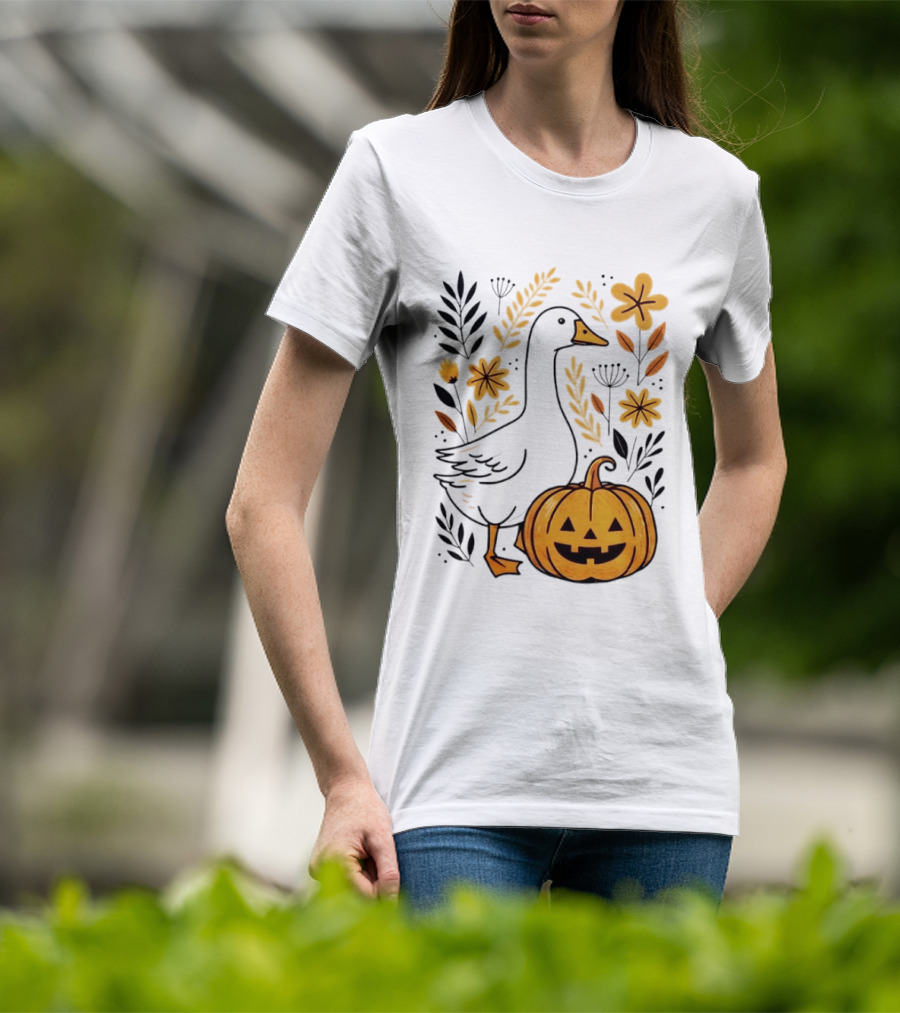 Pumpkin Jack O Lantern Goose Fall Farmhouse Floral Halloween T-Shirt