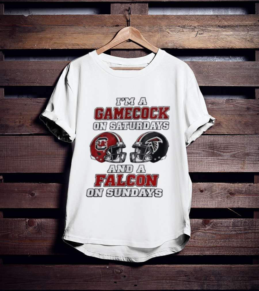 I'm A Gamecock On Saturdays And A Falcon On Sundays Helmet Football Fan شعار T-Shirt