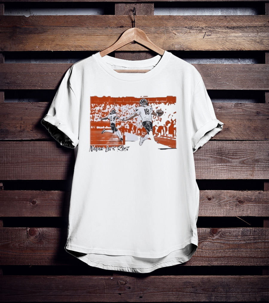 Never Let It Rest Chicago Bears Number 18 And 10 Football Scene T-Shirt