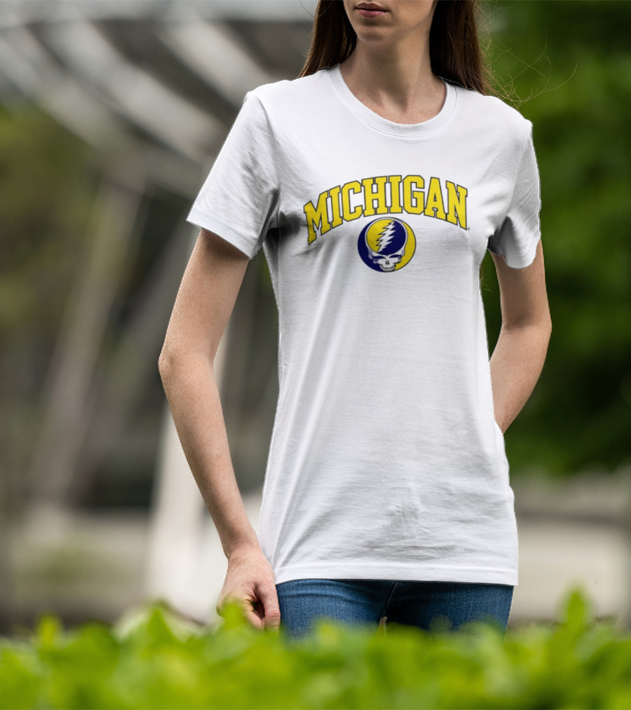 Michigan Wolverines Grateful Dead 2026 Collaboration Lightning Skull T-Shirt