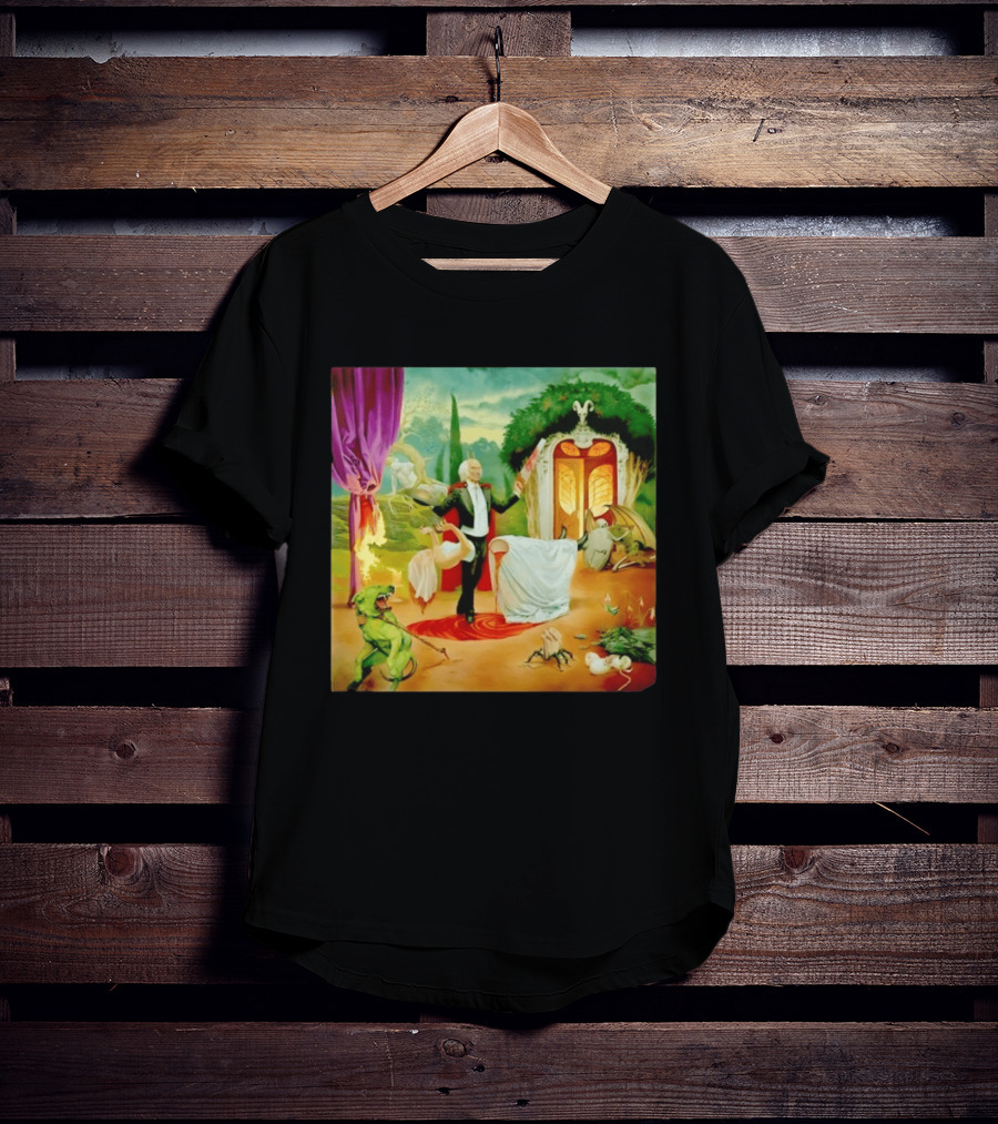 Surreal Magician Gothic Horror Sawing Woman In Half Fantasy Scene T-Shirt