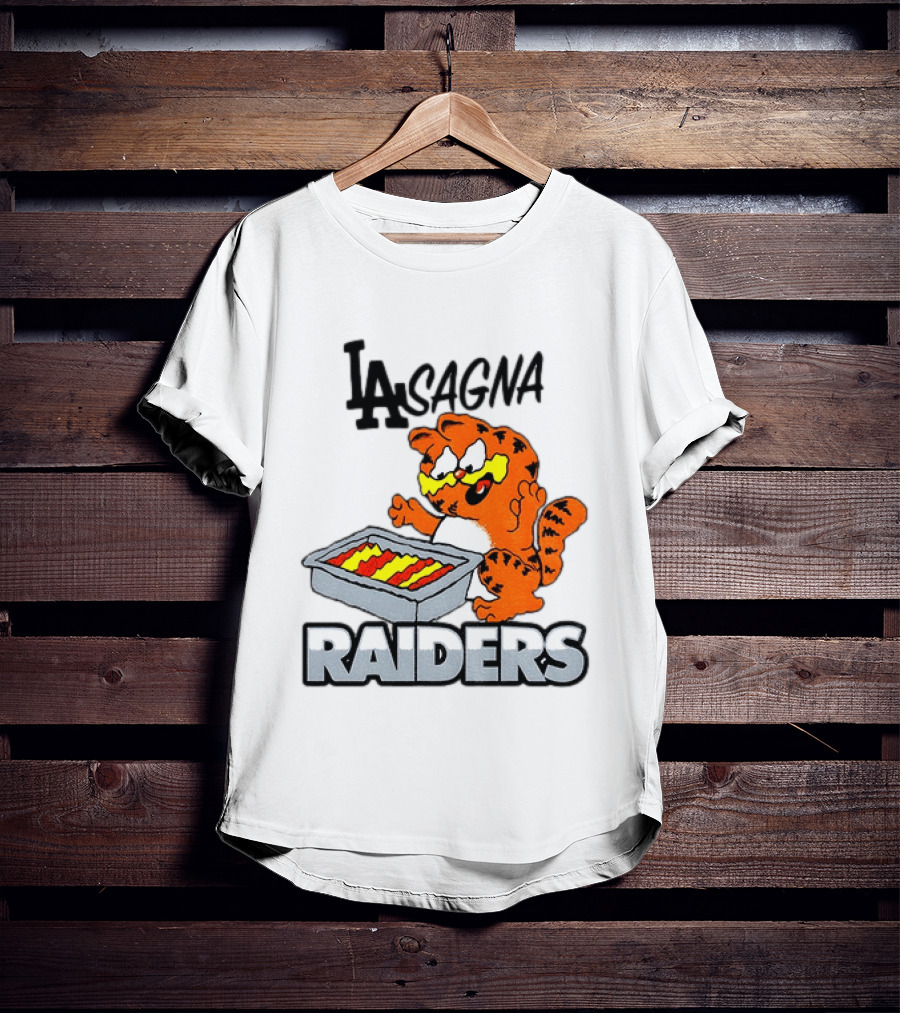 LA Lasagna Raiders Orange Cat Eating Lasagna Sports Rivalry T-Shirt