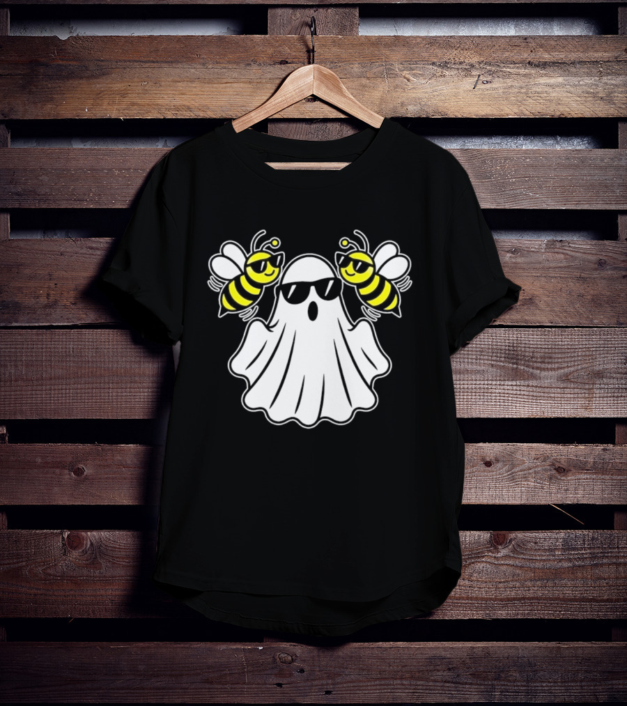 Ghost With Sunglasses And Bees Spooky Halloween Fun T-Shirt