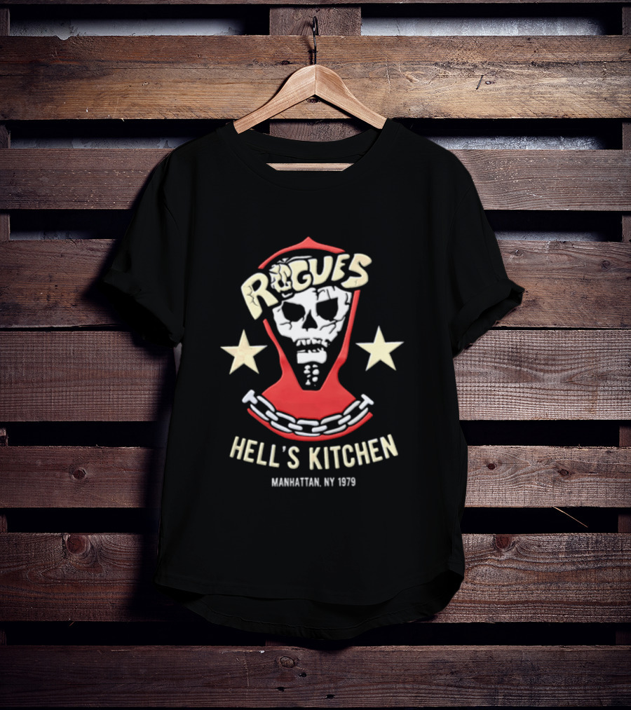 Rogues Skull Hood Chain Stars Hell's Kitchen Manhattan NY 1979 T-Shirt